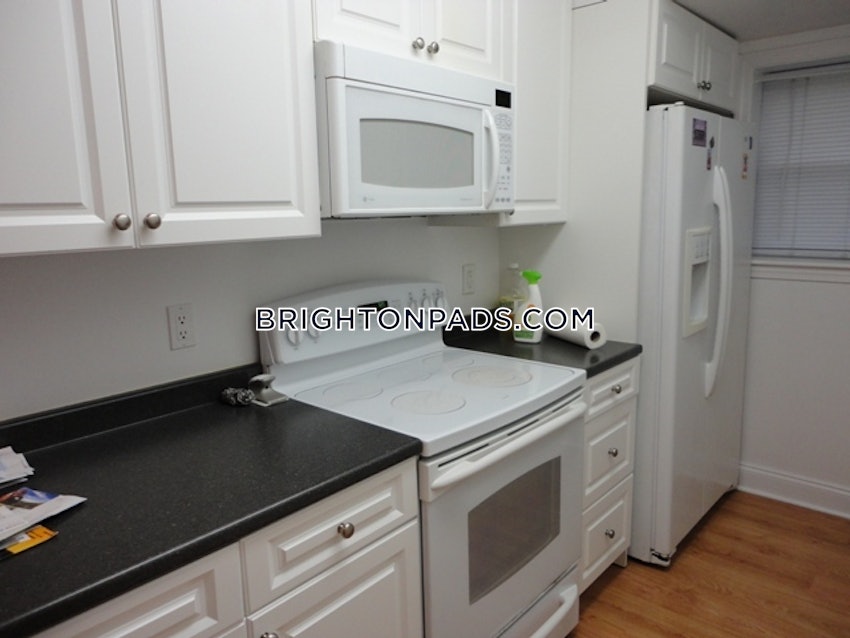 BOSTON - BRIGHTON - OAK SQUARE - 3 Beds, 2 Baths - Image 5