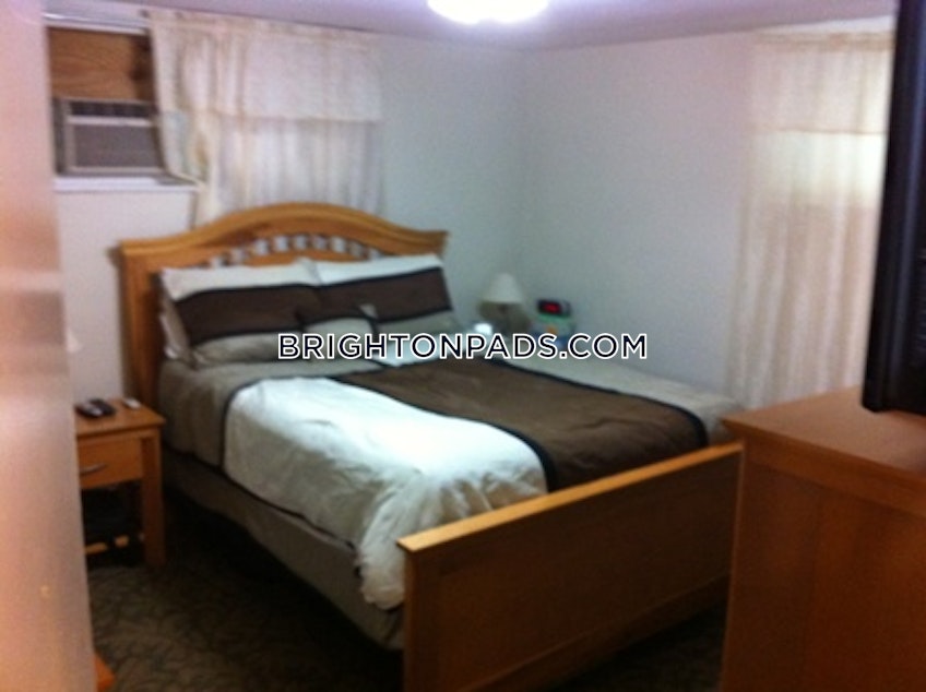 Boston - $2,500+ /month