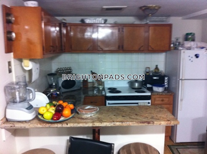 Boston - $2,500+ /month