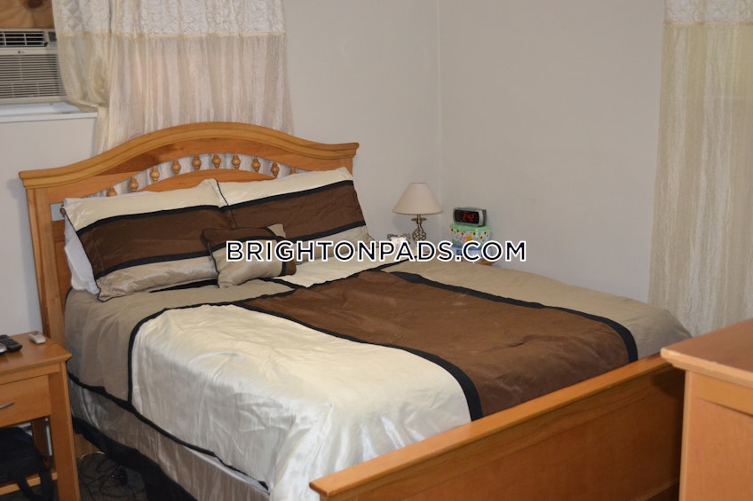 Boston - $2,500+ /month