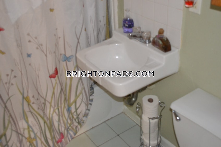 Boston - $2,500+ /month