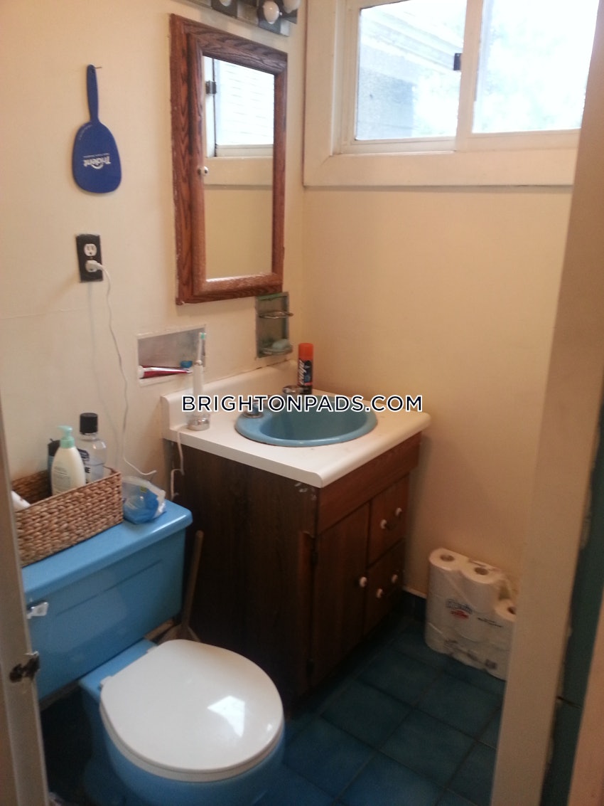 BOSTON - BRIGHTON - OAK SQUARE - 1 Bed, 2 Baths - Image 18