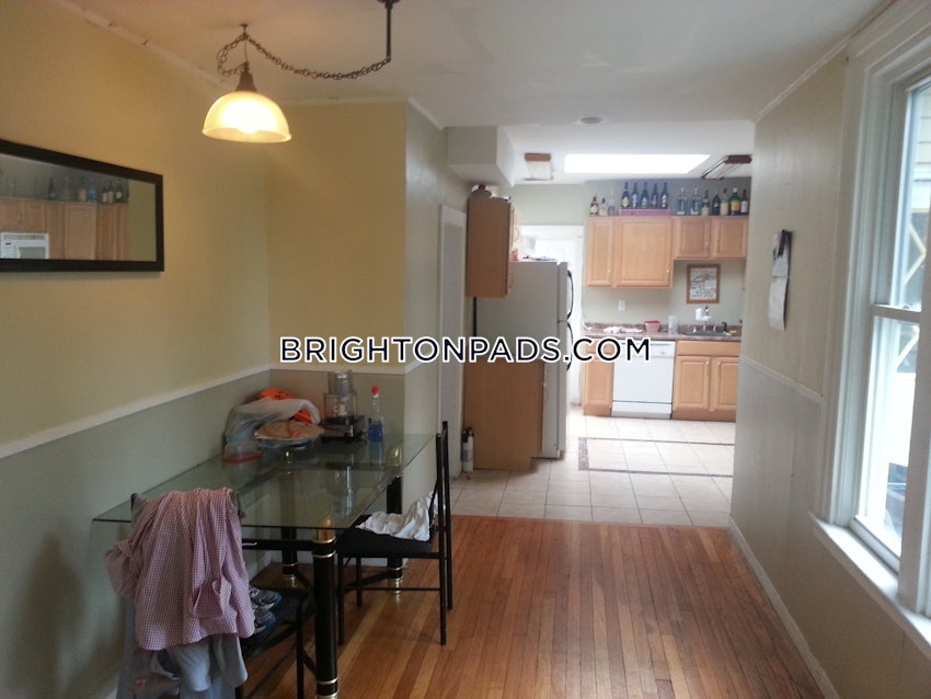 BOSTON - BRIGHTON - OAK SQUARE - 1 Bed, 2 Baths - Image 12
