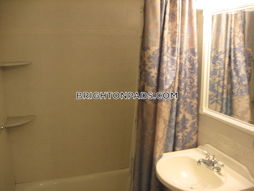 Boston - Brighton - Oak Square - 2 Beds, 1 Bath - Image 5