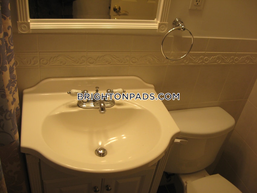 Boston - Brighton - Oak Square - 2 Beds, 1 Bath - Image 3