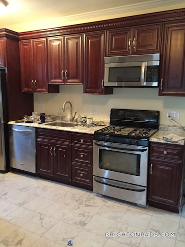 Oak Square - Brighton, Boston, MA - 3 Beds, 1 Bath - $3,100 - ID#4617470