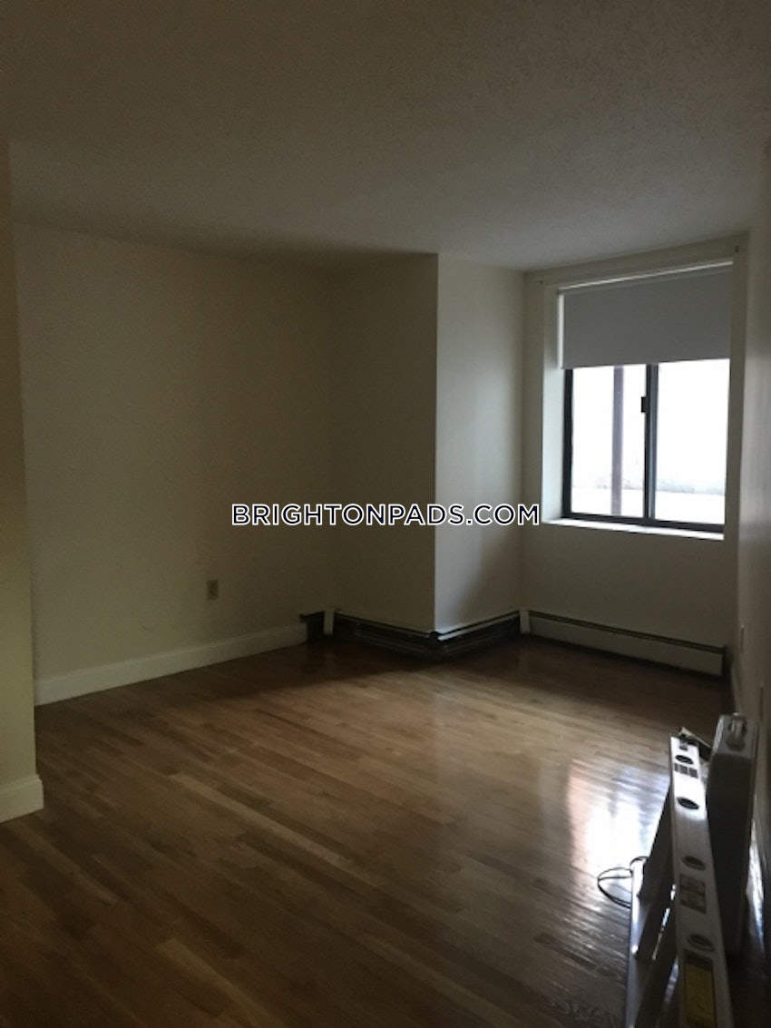 BOSTON - BRIGHTON - OAK SQUARE - 2 Beds, 1 Bath - Image 33