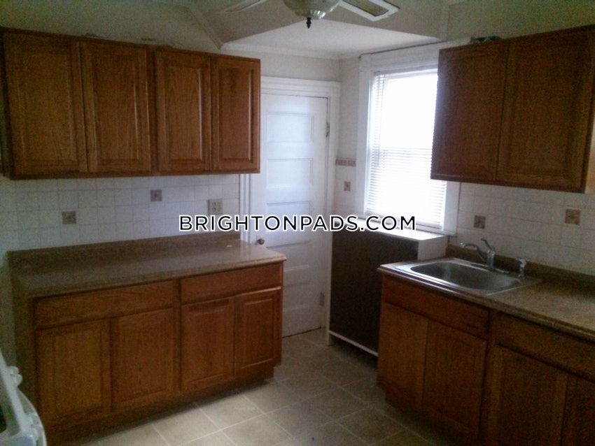 BOSTON - BRIGHTON - OAK SQUARE - 5 Beds, 3 Baths - Image 35