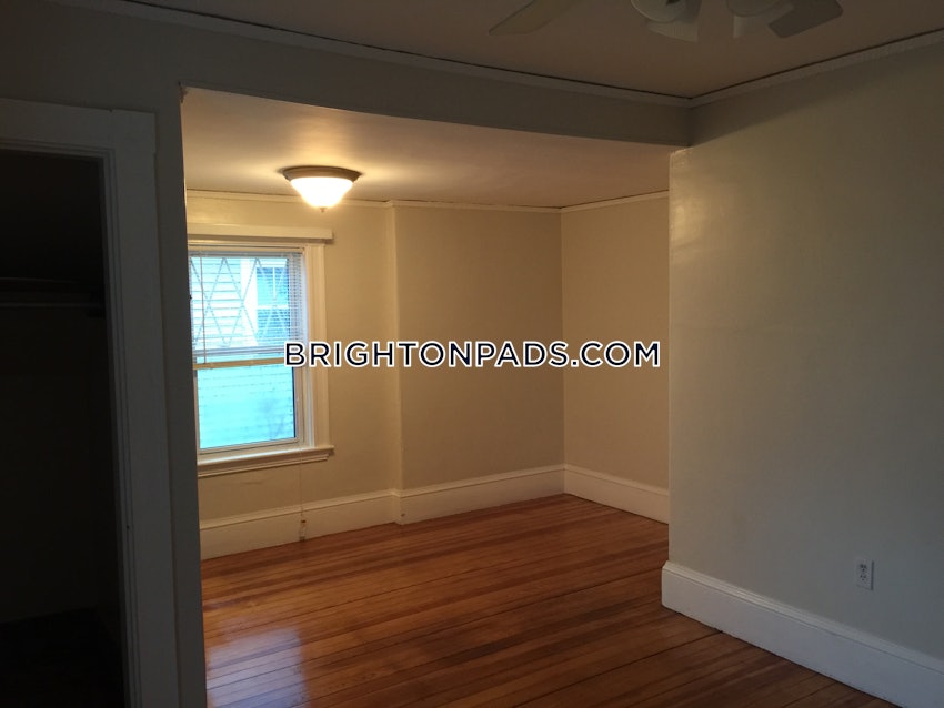 BOSTON - BRIGHTON - OAK SQUARE - 5 Beds, 3 Baths - Image 11