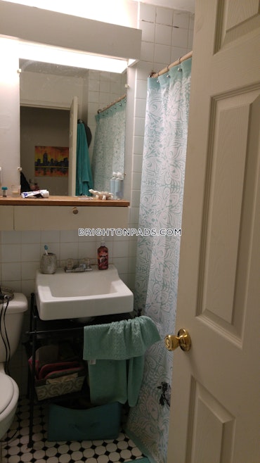 Boston - 1 Beds, 1 Baths