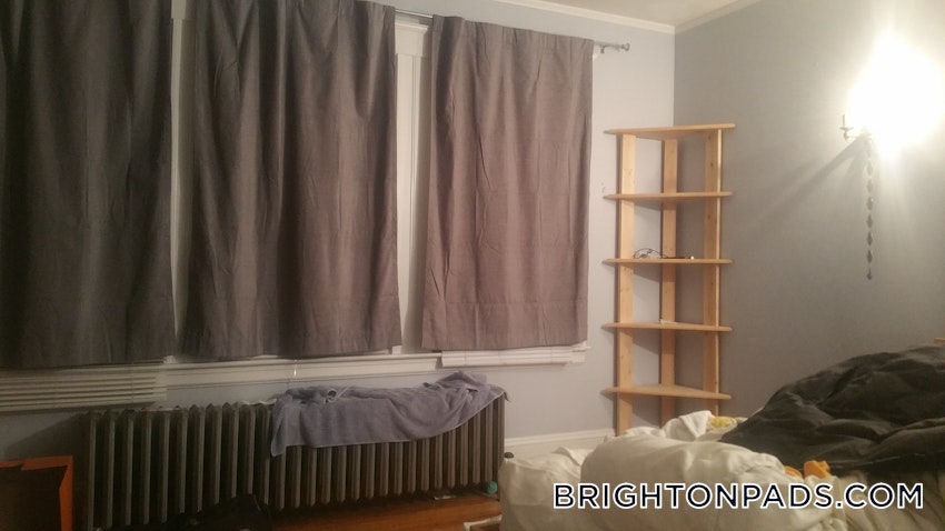 BOSTON - BRIGHTON - OAK SQUARE - 3 Beds, 1 Bath - Image 18