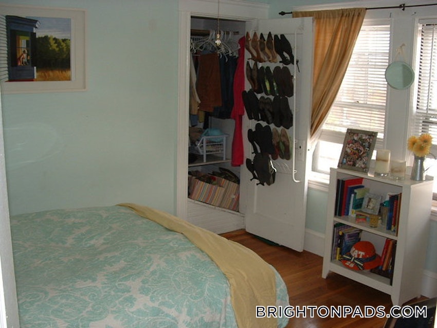 BOSTON - BRIGHTON - OAK SQUARE - 2 Beds, 1 Bath - Image 1