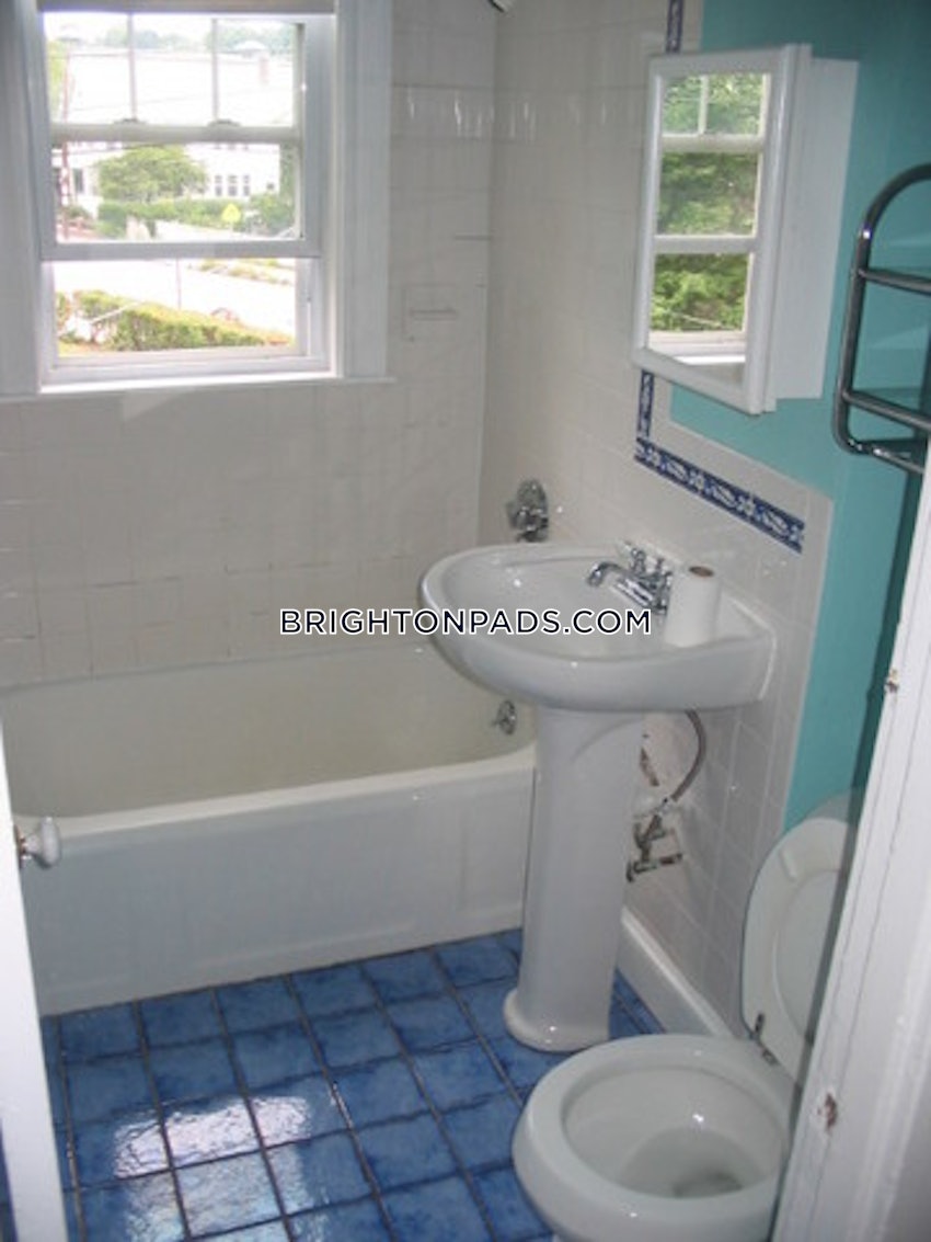 BOSTON - BRIGHTON - OAK SQUARE - 3 Beds, 1 Bath - Image 28