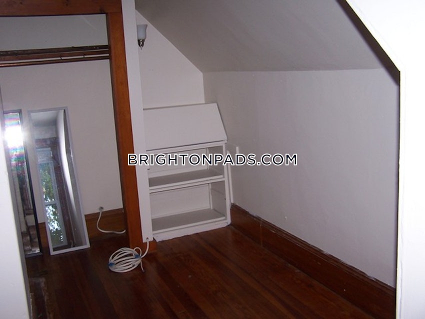 BOSTON - BRIGHTON - OAK SQUARE - 3 Beds, 1 Bath - Image 33