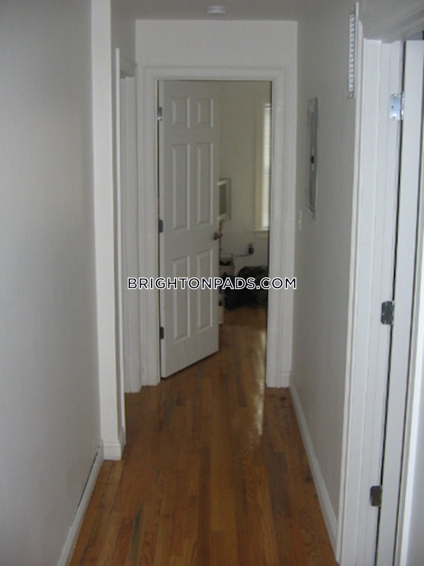 BOSTON - BRIGHTON - OAK SQUARE - 4 Beds, 2 Baths - Image 20