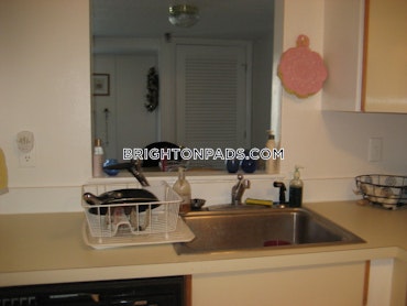 Boston - 2 Beds, 2 Baths