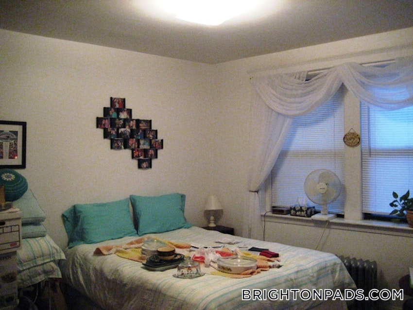 BOSTON - BRIGHTON- WASHINGTON ST./ ALLSTON ST. - 4 Beds, 2 Baths - Image 13