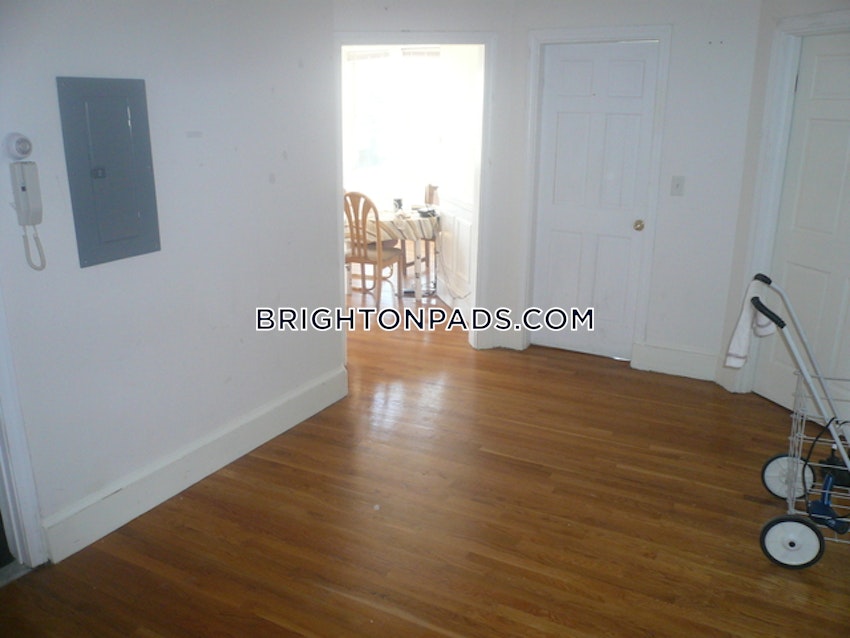 BOSTON - BRIGHTON- WASHINGTON ST./ ALLSTON ST. - 5 Beds, 2 Baths - Image 21