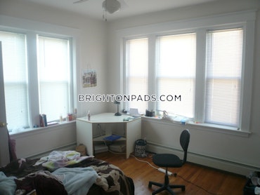 Boston - 5 Beds, 2 Baths