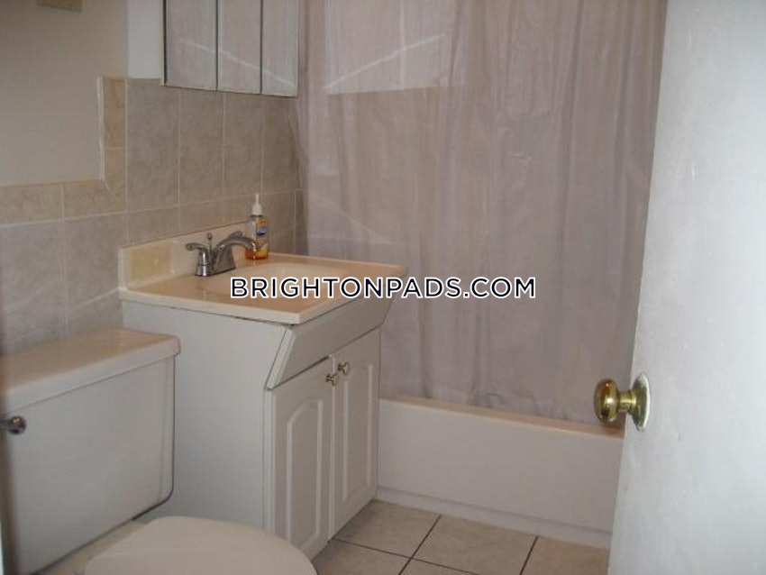 BOSTON - BRIGHTON- WASHINGTON ST./ ALLSTON ST. - 3 Beds, 1 Bath - Image 1