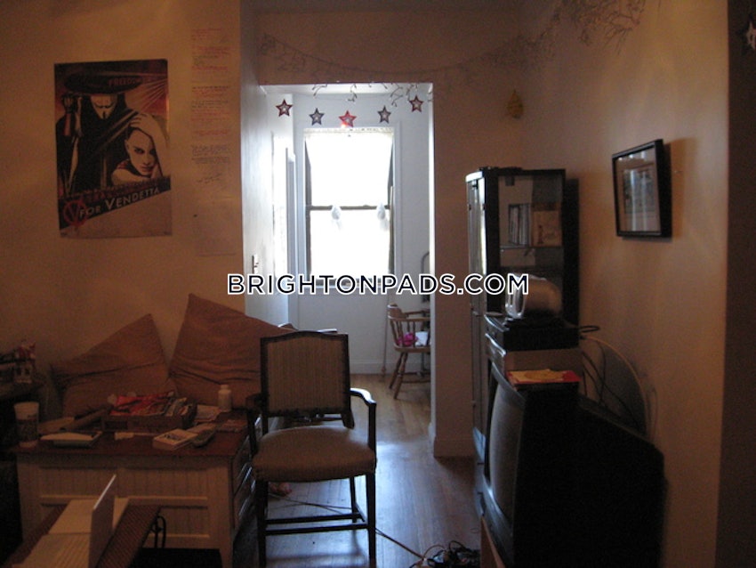 BOSTON - BRIGHTON- WASHINGTON ST./ ALLSTON ST. - 4 Beds, 2 Baths - Image 3