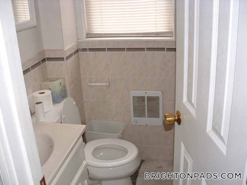 BOSTON - BRIGHTON- WASHINGTON ST./ ALLSTON ST. - 4 Beds, 2 Baths - Image 7