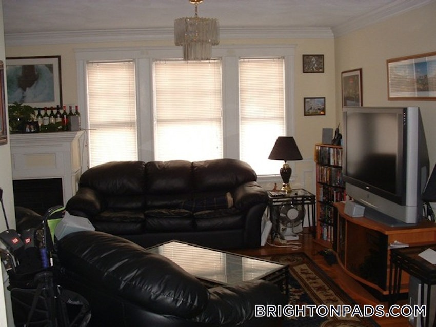 BOSTON - BRIGHTON- WASHINGTON ST./ ALLSTON ST. - 4 Beds, 2 Baths - Image 6