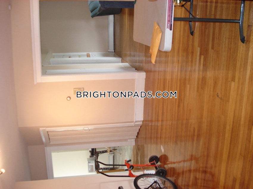 BOSTON - BRIGHTON- WASHINGTON ST./ ALLSTON ST. - 4 Beds, 1 Bath - Image 14