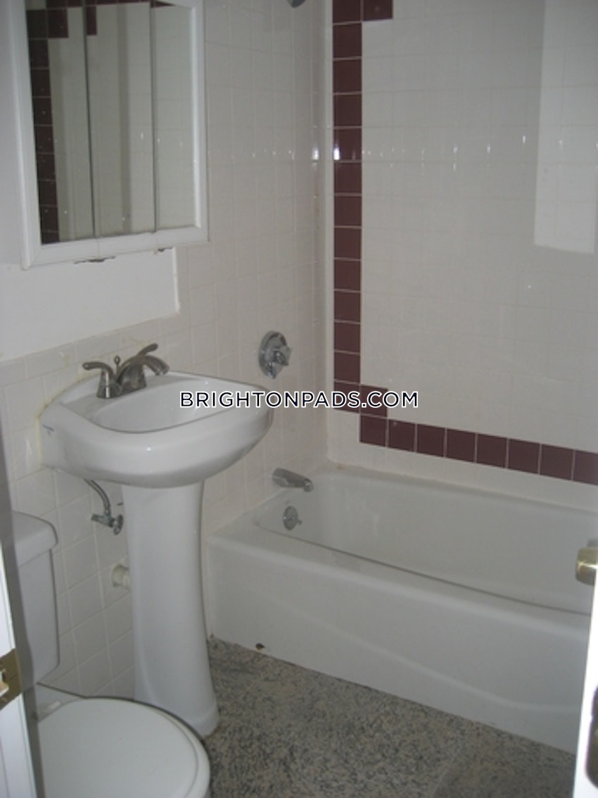 BOSTON - BRIGHTON- WASHINGTON ST./ ALLSTON ST. - 3 Beds, 2 Baths - Image 11