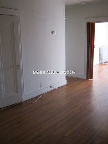 Boston - 1 Beds, 1 Baths