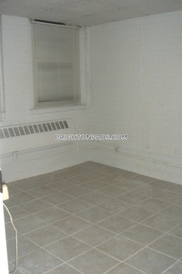 Boston - 1 Beds, 1 Baths