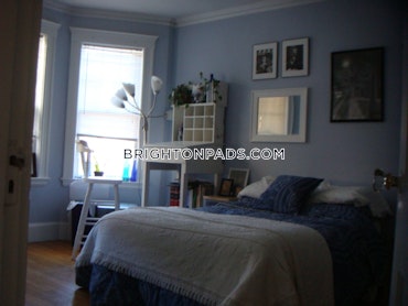 Boston - 4 Beds, 2 Baths