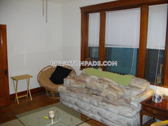 Commonwealth Ave. Boston