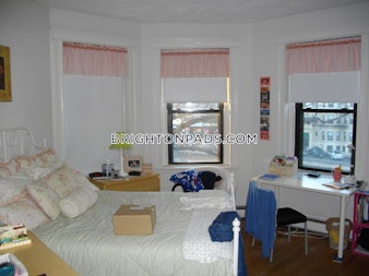 Commonwealth Ave. Boston