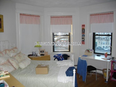 Commonwealth Ave. Boston