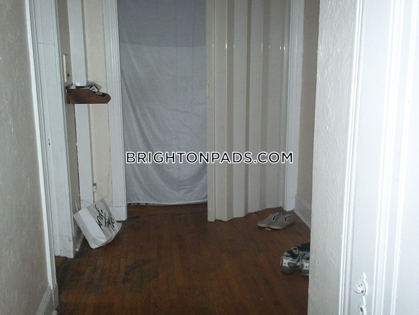 BOSTON - BRIGHTON- WASHINGTON ST./ ALLSTON ST. - 1 Bed, 1 Bath - Image 4