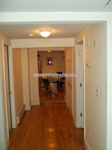 Boston - 2 Beds, 1 Baths