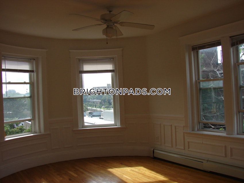 BOSTON - BRIGHTON- WASHINGTON ST./ ALLSTON ST. - 5 Beds, 2 Baths - Image 4