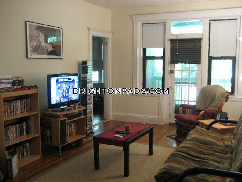 BOSTON - BRIGHTON- WASHINGTON ST./ ALLSTON ST. - 2 Beds, 1 Bath - Image 2