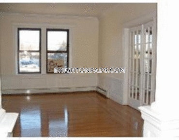 Boston - 4 Beds, 2 Baths