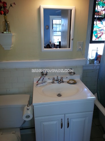 Boston - 2 Beds, 1 Baths