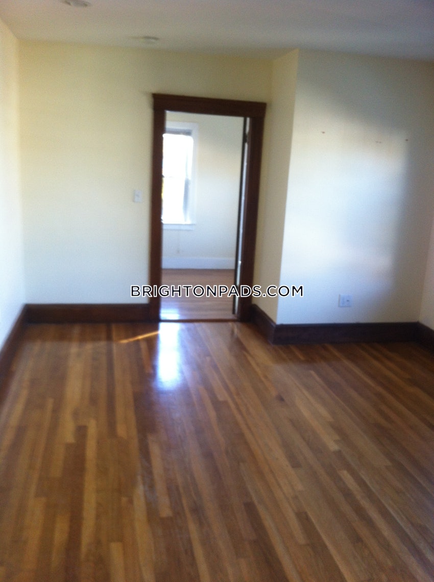 BOSTON - BRIGHTON- WASHINGTON ST./ ALLSTON ST. - 3 Beds, 1 Bath - Image 11