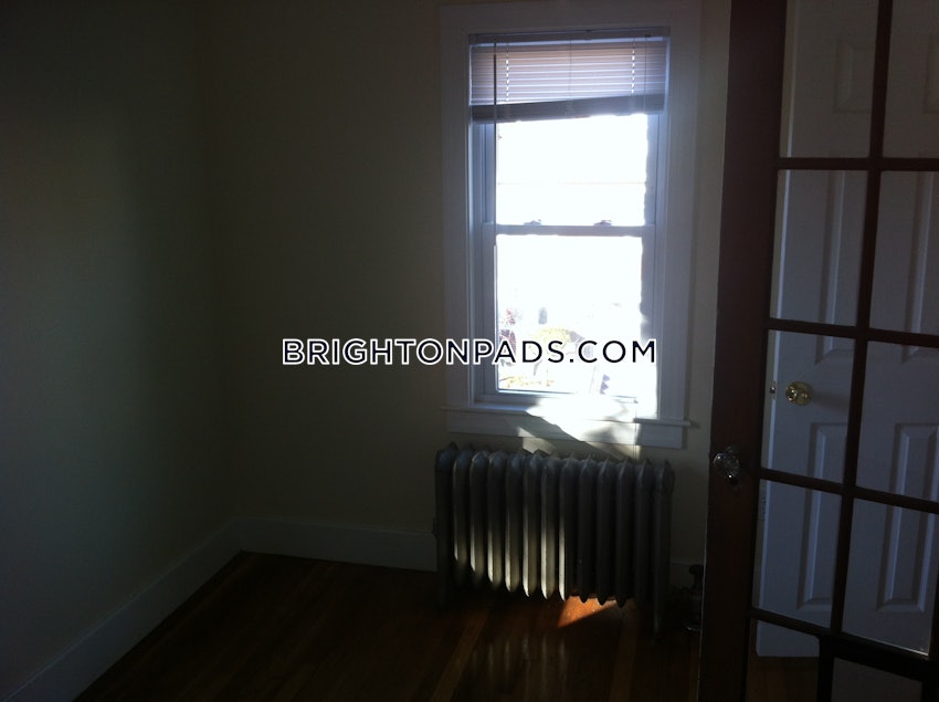 BOSTON - BRIGHTON- WASHINGTON ST./ ALLSTON ST. - 3 Beds, 1 Bath - Image 8