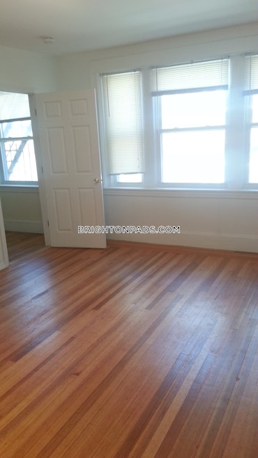 Boston - 2 Beds, 1 Baths