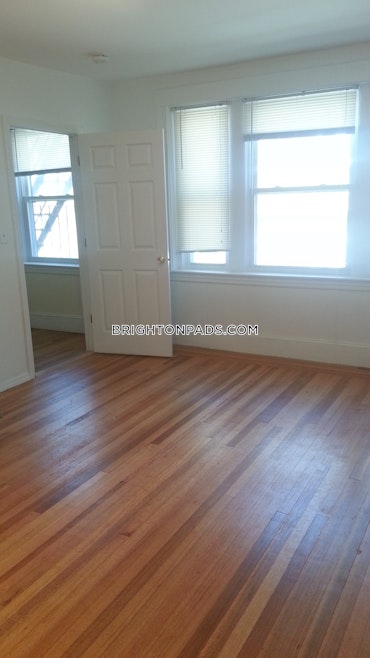 Boston - 2 Beds, 1 Baths