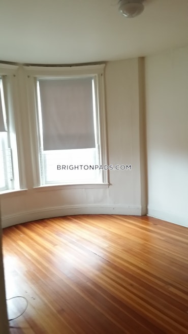 Boston - 3 Beds, 1 Baths