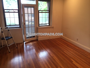 Boston - 2 Beds, 1 Baths