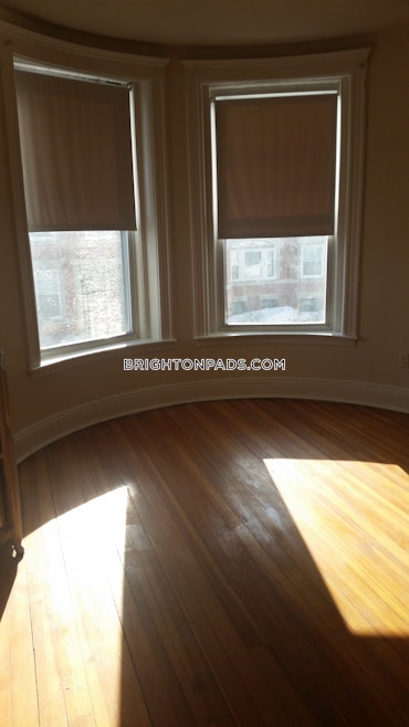 Boston - 3 Beds, 1 Baths