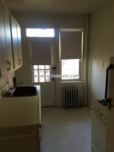 Boston - 0 Beds, 1 Baths