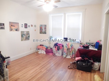 Boston - 2 Beds, 1 Baths